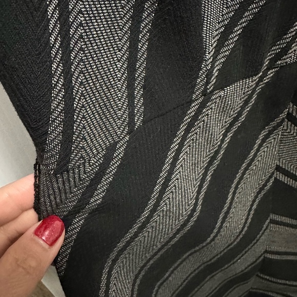 Le Chateau black and gray dress - Picture 8 of 11